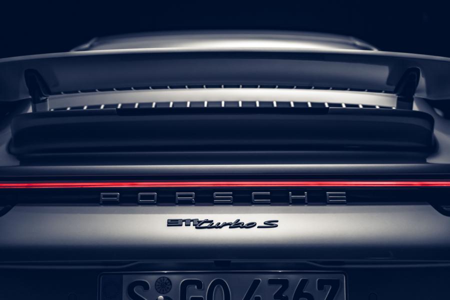 Детали экстерьера Porsche 911 Turbo S (992) 2020 года  (WW) (фото 15 из 49)